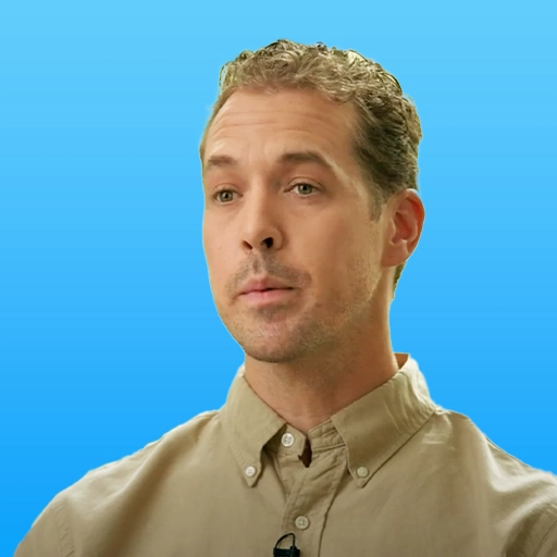 headshot image of Billy Hogan